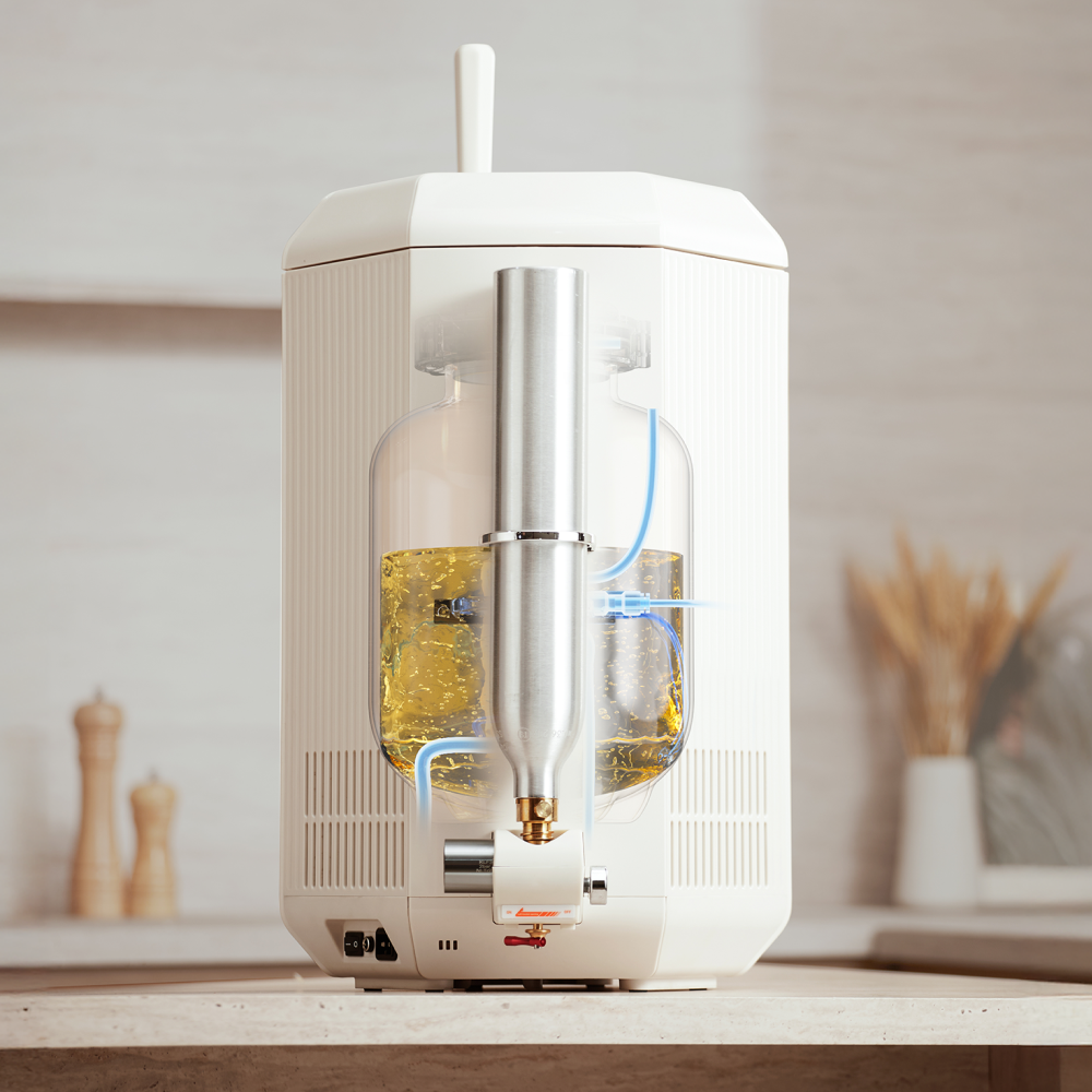 Front view of iGulu F1 brewer with visible keg and carbonation system